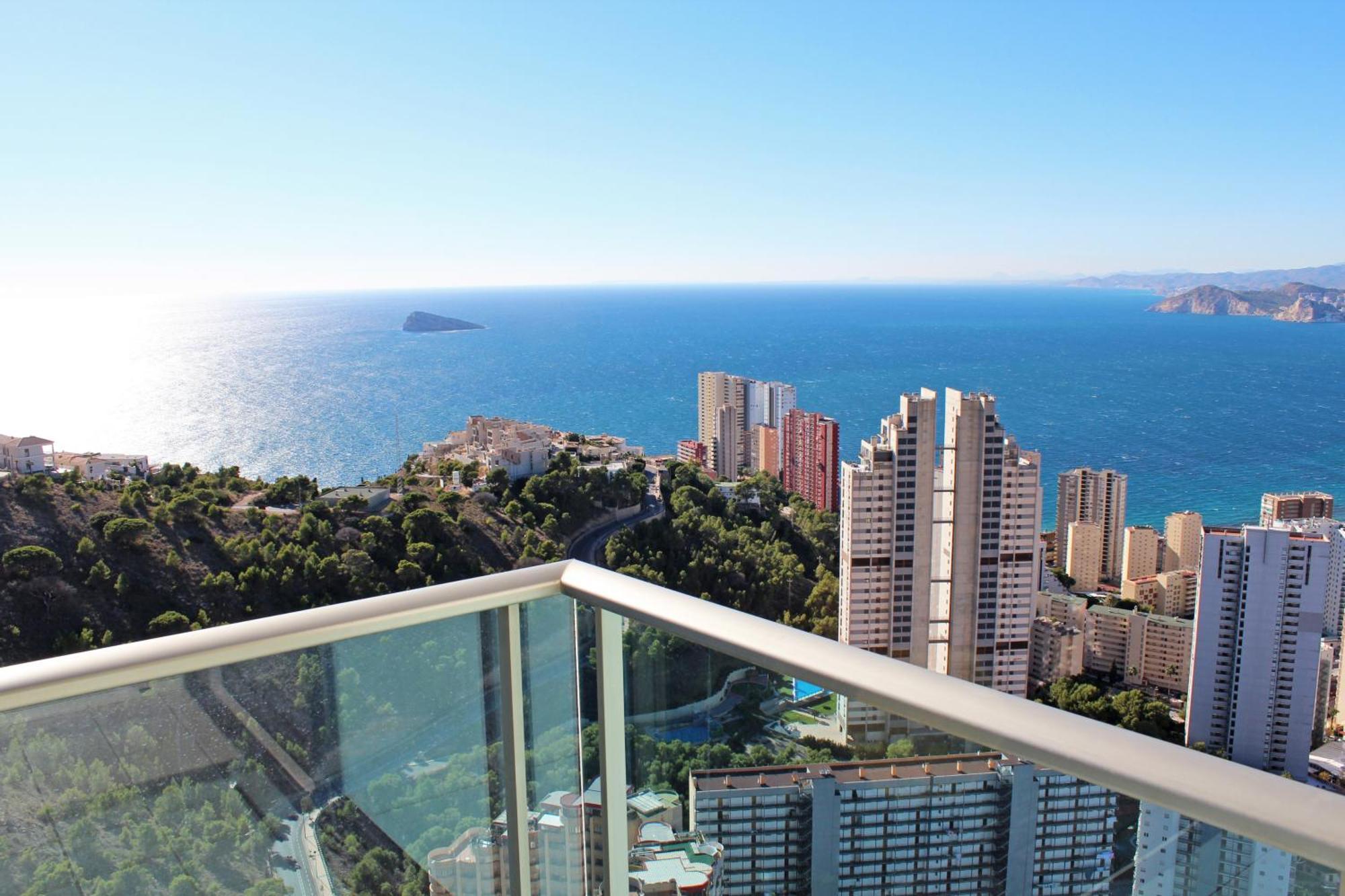 Benidorm High Rise Apartments - Sea Views - Torre Lugano Ruang foto