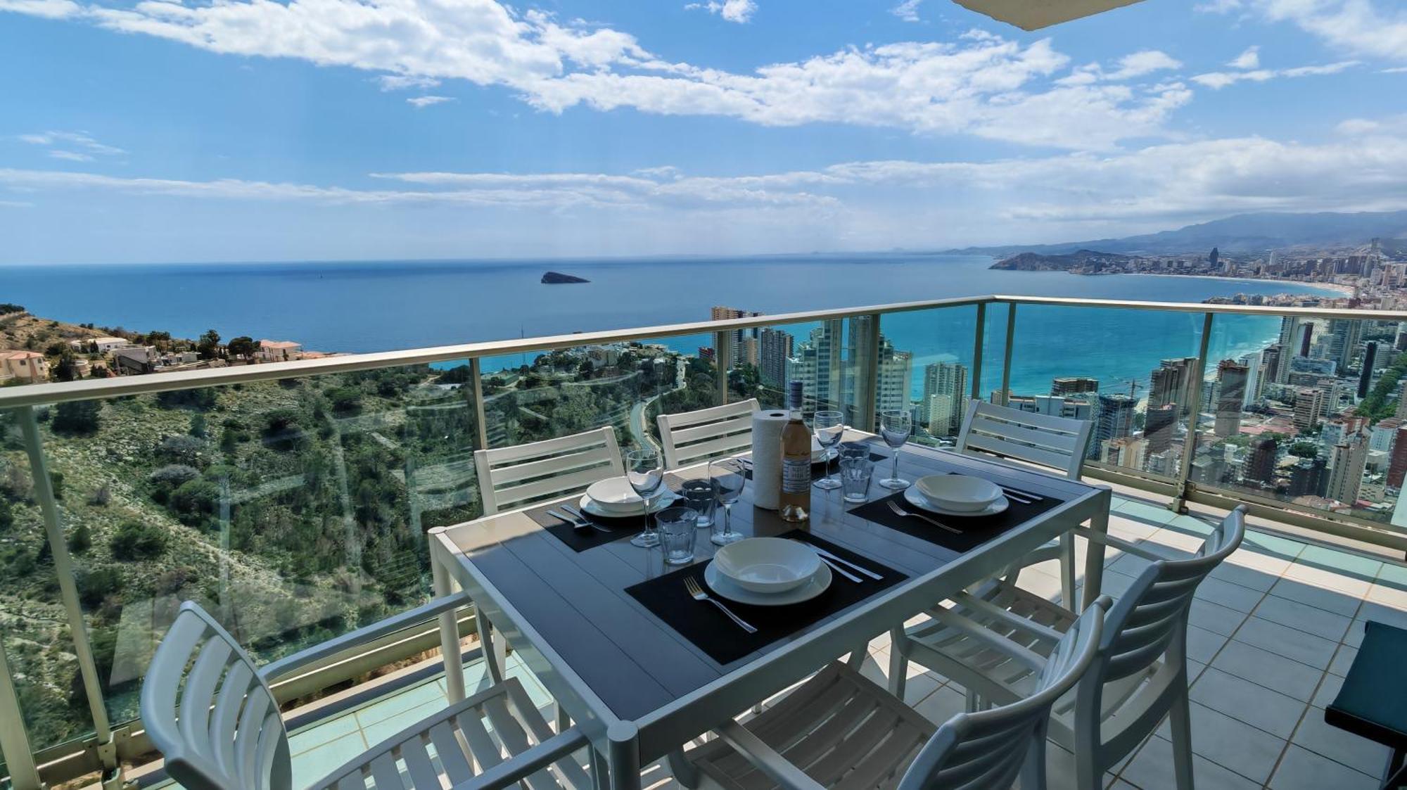 Benidorm High Rise Apartments - Sea Views - Torre Lugano Bagian luar foto