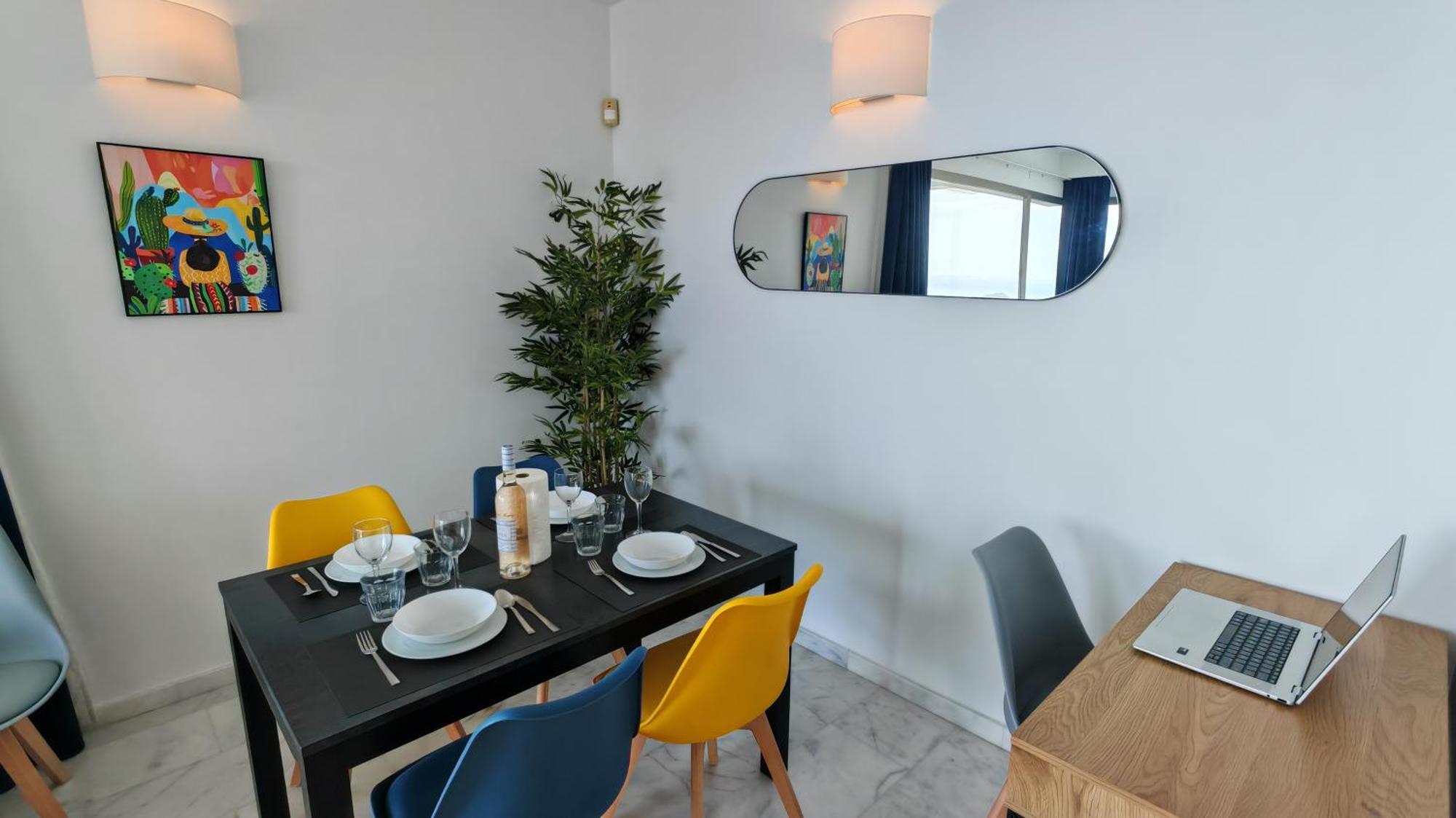 Benidorm High Rise Apartments - Sea Views - Torre Lugano Bagian luar foto